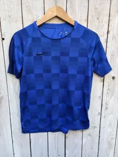 □NIKE ブルー系　柄　スポーツtシャツ