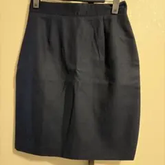 ベネトン　ネイビー タイトスカート ウール100%のサムネイル
