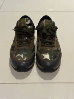 VALENTINO GARAVANI カモフラージュ スタッズ スニーカーのサムネイル