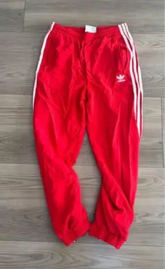 adidas 赤 ジャージパンツ Mサイズ
