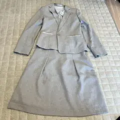 SUIT SELECT グレー スーツ Mサイズ　スカートLサイズ　美品