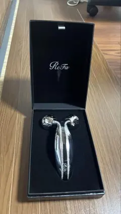 ReFa 美顔ローラー 専用ポーチ付き - メルカリ