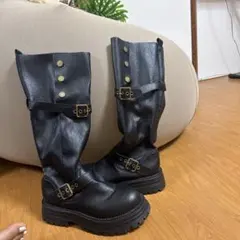 レディース ニーハイブーツ ブラック バックル装飾のサムネイル