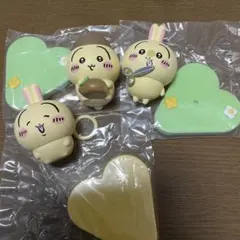 ちいかわ　うさぎだらけフィギュア　天使の輪　どんぐりDJ ハサミ