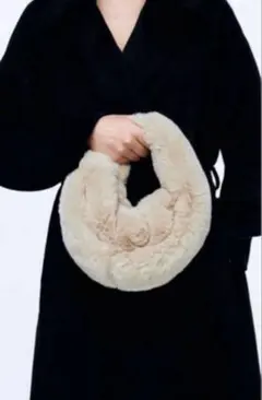 r*y様 zara ファーバッグ