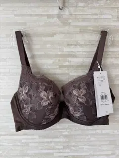 D75」トリンプ 天使のブラ 魔法のハリ感 ヨルガオ チューベローズ ブラジャー