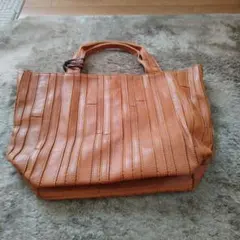 TRIDEEP　トートバッグ　レザー　茶系　キーホルダー付　A4　ほぼ未使用