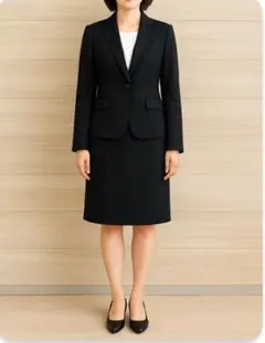 【美品】ナチュラルビューティベーシック スーツ セットアップ　黒　小さめ