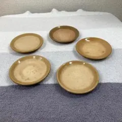 【和食器】小皿　茶　ベージュ　バイカラー　取り皿　和食 芝眞路 芝真路 作家もの