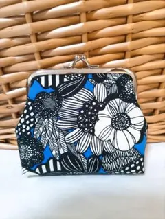 ☆ハンドメイド がま口ポーチ 北欧ブルー花柄☆