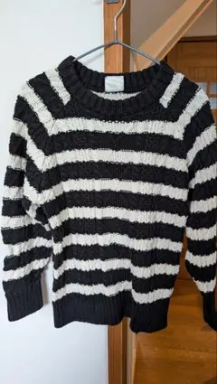 BREEZE 黒と白ストライプ セーター 120