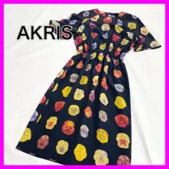 AKRIS アクリス シルク 五分袖 ワンピース 花柄 パンジー 黒 サイズ42のサムネイル