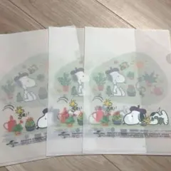 PEANUTS TBS 70周年記念クリアファイル - メルカリ
