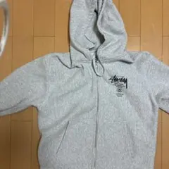 2026年最新】stussy ジップパーカー グレーの人気アイテム - メルカリ