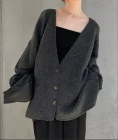 select MOCA By son スリーブリンキングVネックカーディガン