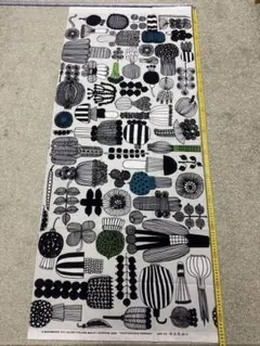 新品 marimekko プータルフリンパルハート エプロン グリーン - メルカリ