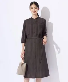 美品　24AW ジェイプレス　ドットデシンプリント ピンタック ワンピース
