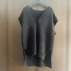 ダークグレー Vネック ニットベスト