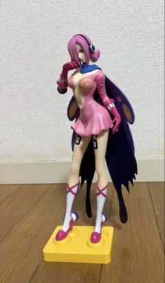 フィギュア　ONE PIECE GLITTER＆GLAMOROUS　レイジュ