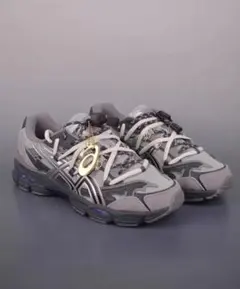 TOGA × Asics コラボスニーカー Gel-Cumulus 16 TG