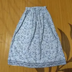 Samansa Mos2 blue ロングスカート 花柄 ウエストゴム 紐付きのサムネイル