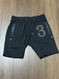 【値下げ大歓迎】ウノピュウショートパンツSラインストーンブラックのサムネイル