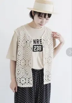 sm2 かぎ針風ベスト　キナリ　美品のサムネイル