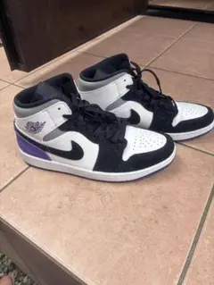 Nike Air Jordan 1 Mid 