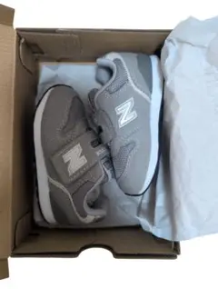 ニューバランス 12cm