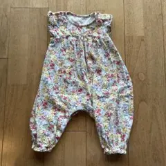 ユニクロ　フリルショートオール　ノースリーブ　80サイズ