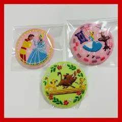 ディズニー　刺繍缶バッジ　シンデレラ　不思議の国のアリス　ライオンキング