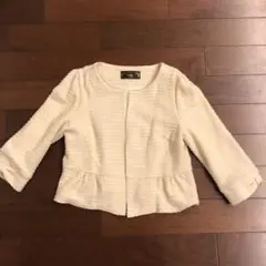 ノーカラージャケット ツイードジャケット　ペプラム　ブージュルード