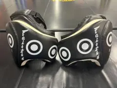 2025年最新】fairtex ミットの人気アイテム - メルカリ
