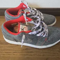 NIKE AIR JORDAN 1 KO LOW スニーカーのサムネイル