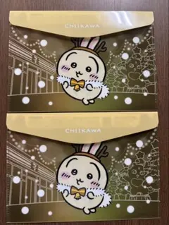 ちいかわ　セブンイレブン　フラットケース　うさぎ