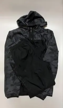 Under Armour カモフラージュ ウィンドブレーカー