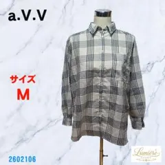 【a.V.V】 チェック柄ネルシャツ サイズM ホワイト系 春夏用