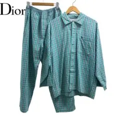 2025年最新】パジャマ クリスチャンディオールの人気アイテム - メルカリ