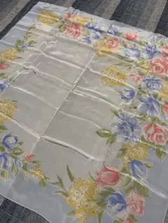 ピエールカルダン　シルクスカーフ