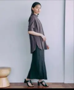 ショルダータックハーフスリーブシャツブラウスのサムネイル