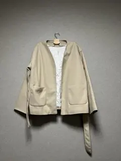 クリーム ノーカラージャケット　韓国風