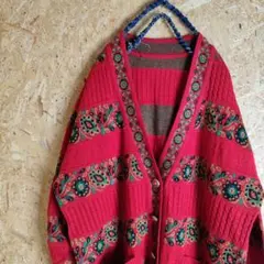 レトロカーディガン　ニット　ペイズリー　飾りボタン　赤系
