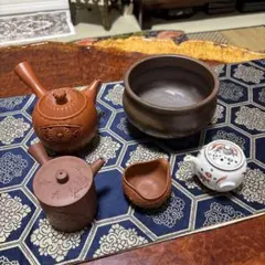 は*ま様 陶器製急須 花模様