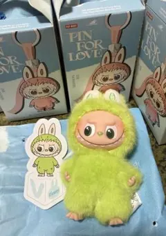 THE MONSTERSラブブ PIN FOR LOVE ぬいぐるみ v