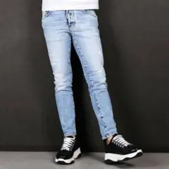 DSQUARED2 ブラックビッグタグダメージ加エデニム