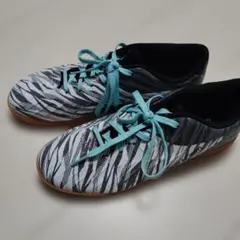 GIRAUDm ジローム　サッカーシューズ　室内シューズ　24.5cm