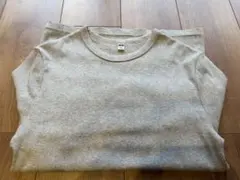 ユニクロ　ソフトリブクルーネックT Mサイズ