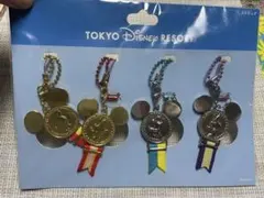 東京ディズニーリゾート メダル型キーホルダー