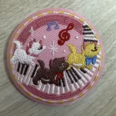 【新品未使用】ディズニー刺繍缶バッジ第2弾　おしゃれキャット