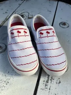 ロサンゼルス買付 IN-N-OUT BURGER スリッポンシューズ新品